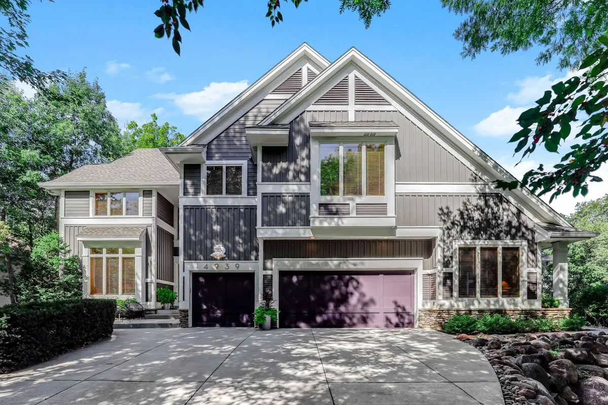 4939 Whispering Way, Eagan, MN 55122 - #1