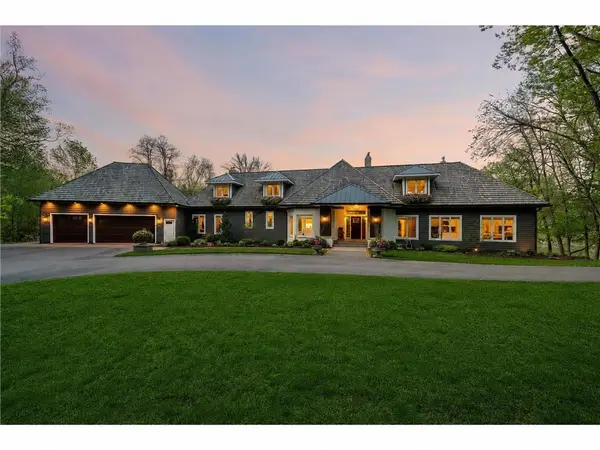 28200 Boulder Circle, Excelsior, MN 55331