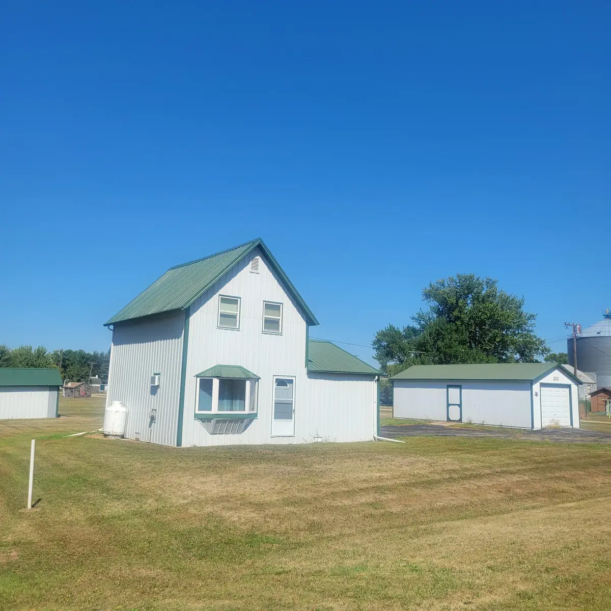 213 4th Street Sw, Kent, MN 56553 - #1