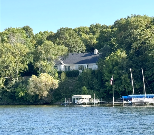 3350 Northome Road, Deephaven, MN 55391