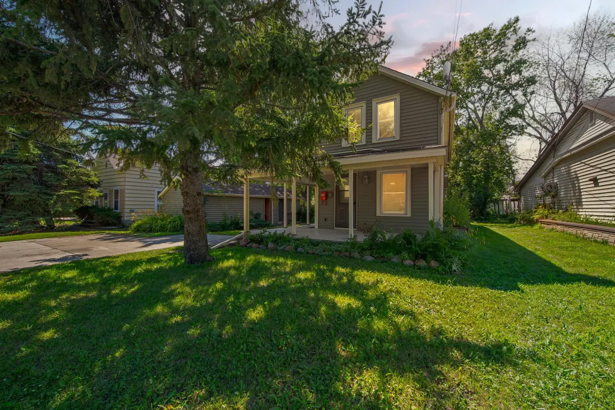 1518 4th Avenue, Mankato, MN 56001 - #1
