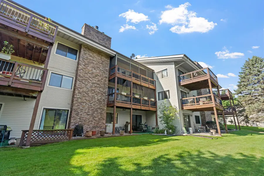 14330 Fairway Drive, Eden Prairie, MN 55344 - #3