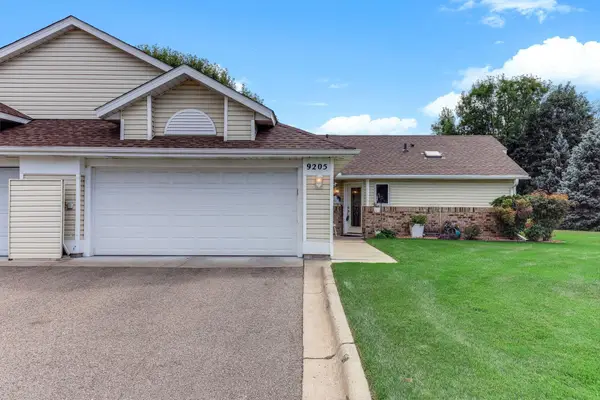 9205 Yorkshire Lane, Brooklyn Park, MN 55443