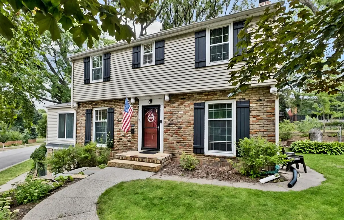 1995 Norfolk Avenue, Saint Paul, MN 55116 - #1