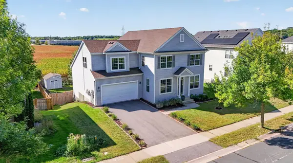 1969 Schoolmaster Drive, Chaska, MN 55318