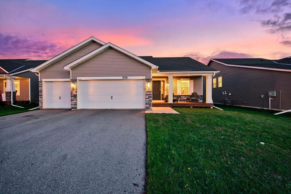 1836 Fields Drive, Carver, MN 55315 - #1