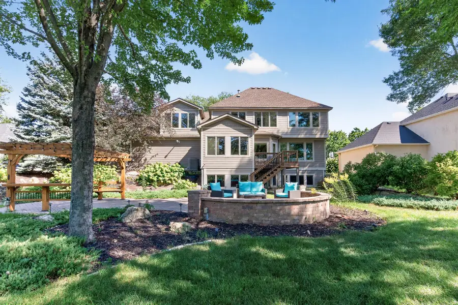 3034 Edgewater Drive, Woodbury, MN 55125 - #2