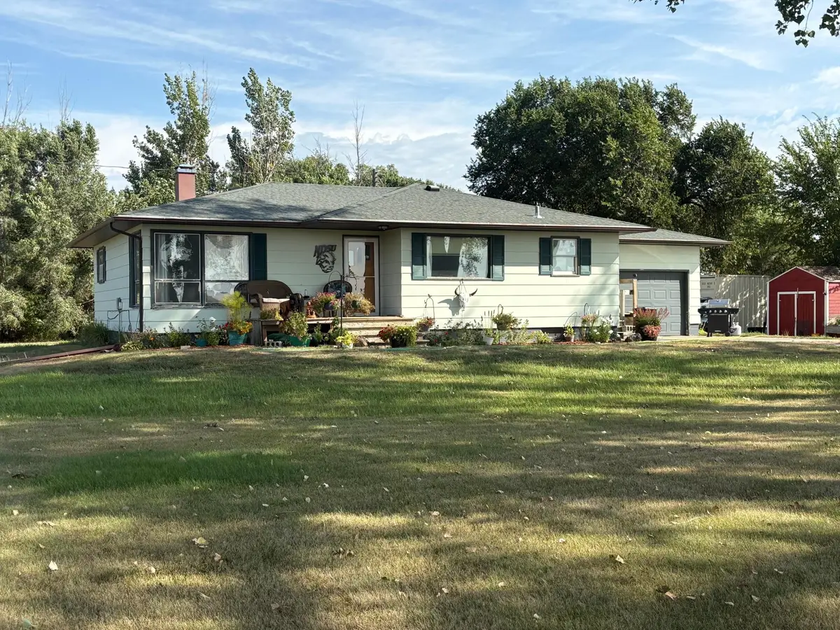 7850 Hwy 18 Highway, Wyndmere, ND 58081 - #1