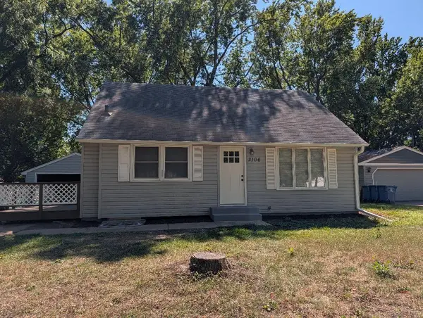 2106 Richard Avenue, White Bear Lake, MN 55110