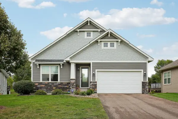 9082 Jade Circle N, Lake Elmo, MN 55042