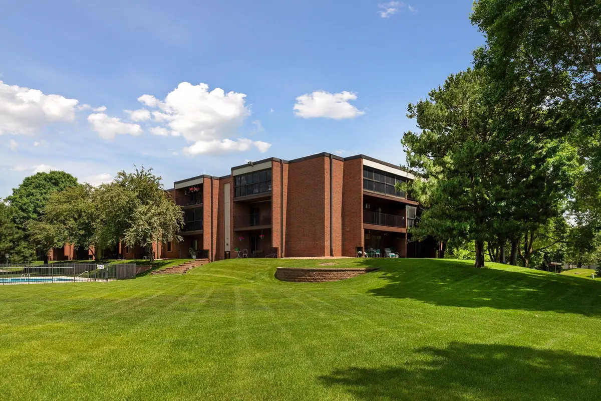 1800 Riverwood Drive #219, Burnsville, MN 55337 - #1