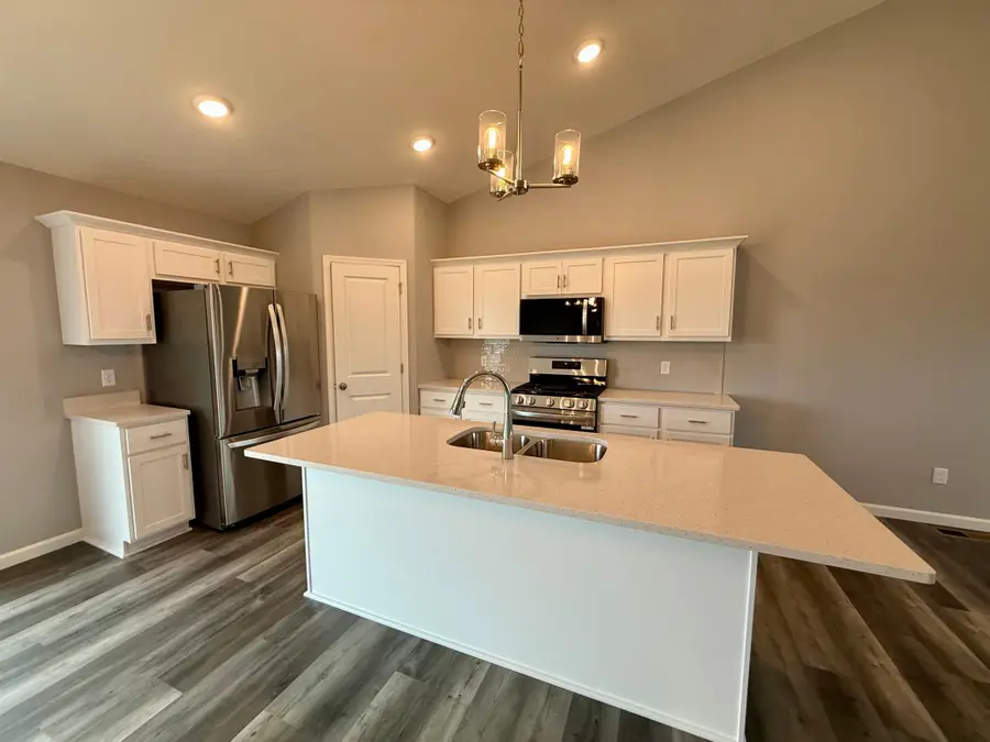 2813 Ivy Avenue Ne, Saint Michael, MN 55376 - #3
