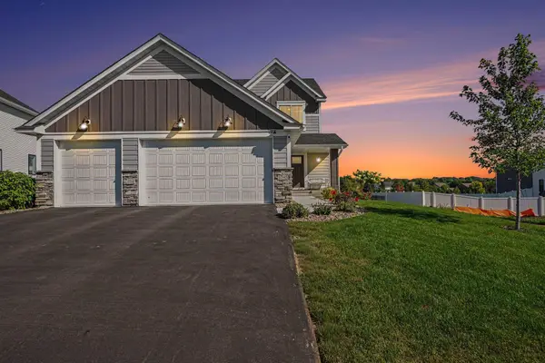 17945 Hidden Creek Trail, Lakeville, MN 55044
