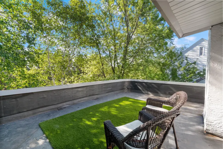 4631 London Road, Duluth, MN 55804 - #2