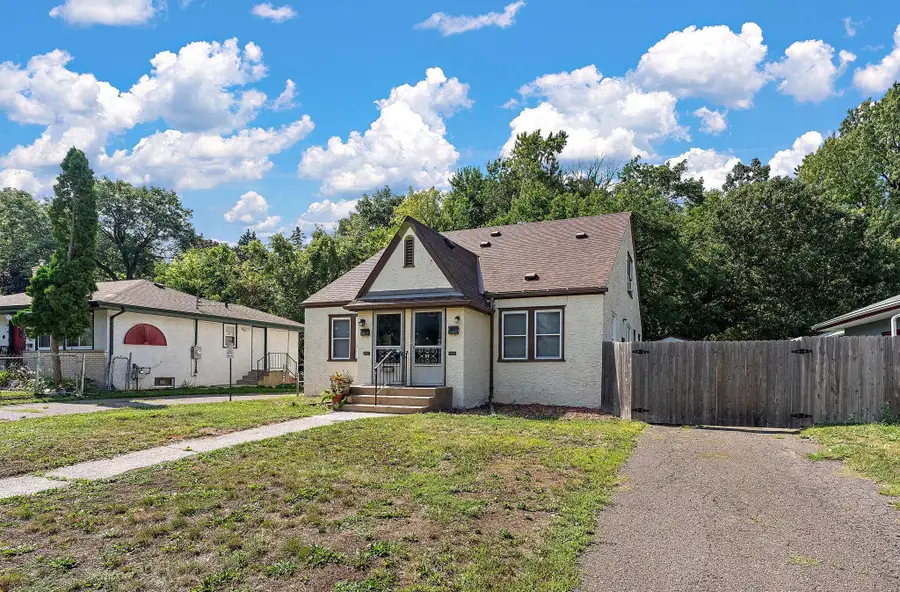 829 Brown Avenue, West Saint Paul, MN 55107 - #3