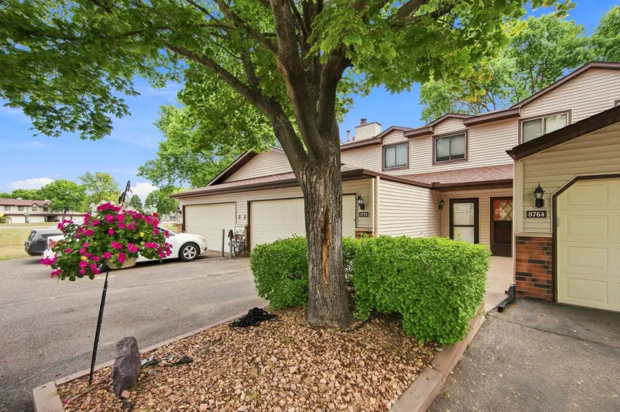 8772 Maplebrook Parkway N, Brooklyn Park, MN 55445 - #3