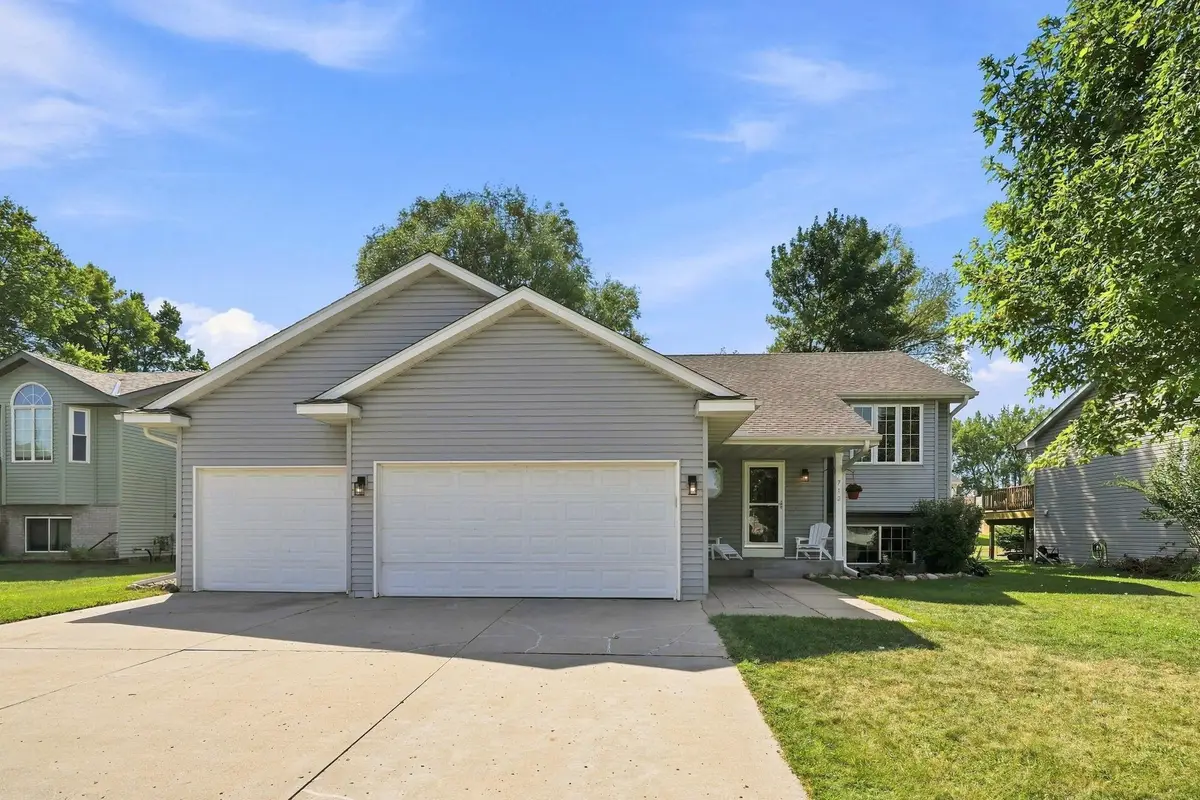 712 Sunset Street, Buffalo, MN 55313 - #1