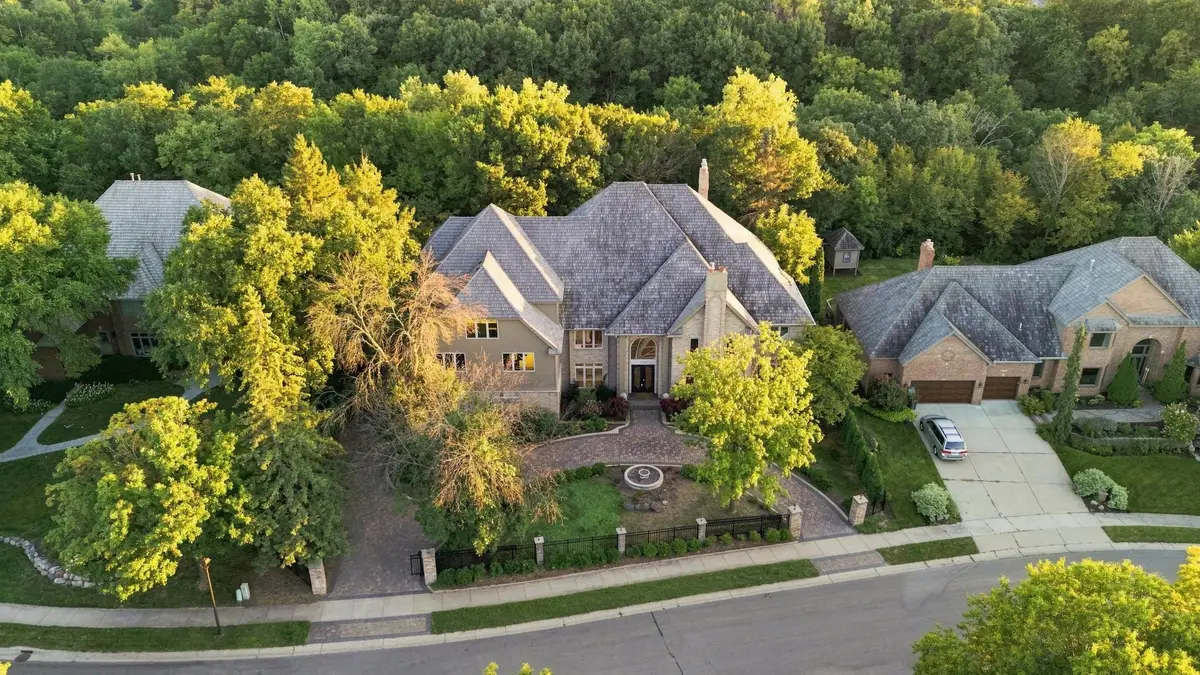 11631 Welters Way, Eden Prairie, MN 55347 - #1