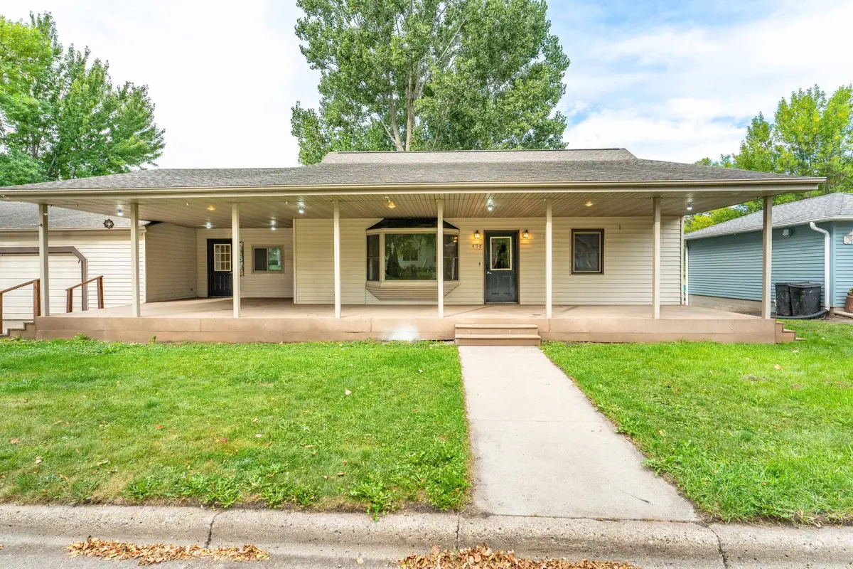 408 2nd Street Se, Pelican Rapids, MN 56572 - #1