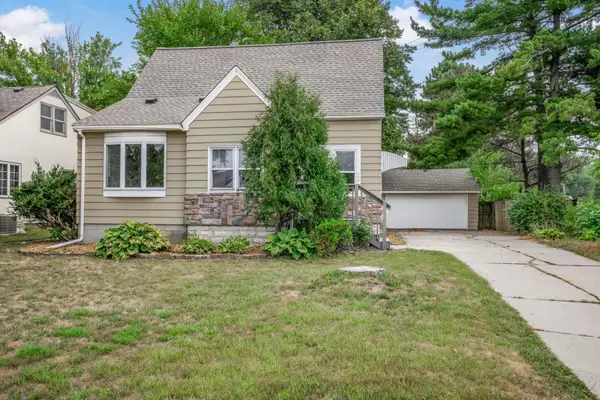 756 Mcknight Road N, Maplewood, MN 55119