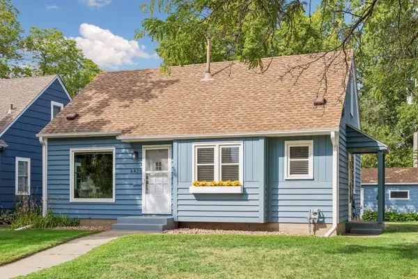 6828 Grand Avenue S, Richfield, MN 55423