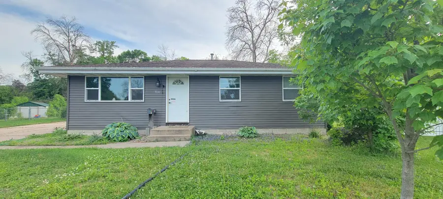 9041 Northwood Circle, New Hope, MN 55427 - #2