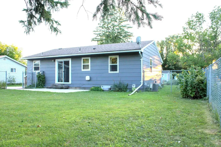 816 Foss Avenue N, Fosston, MN 56542 - #2