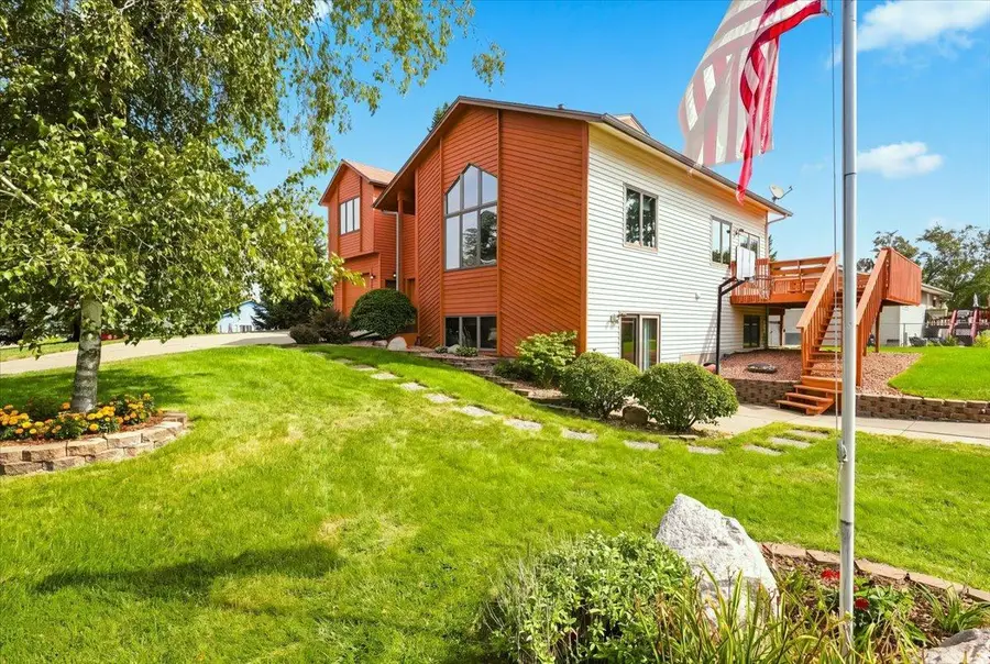 8006 Cooper Avenue, Inver Grove Heights, MN 55076 - #3