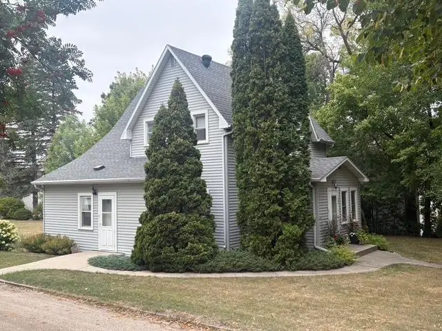 308 4th Street Se, Pelican Rapids, MN 56572 - #2