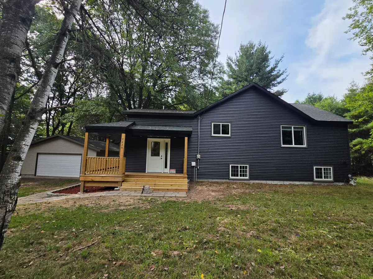 7220 237th Avenue Ne, Stacy, MN 55079 - #1