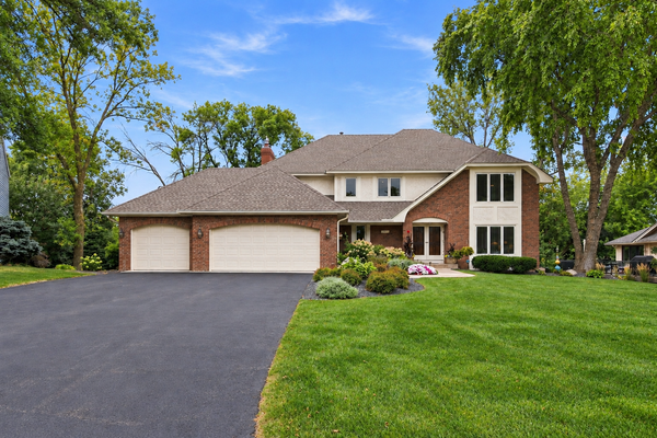 13015 38th Place N, Plymouth, MN 55441
