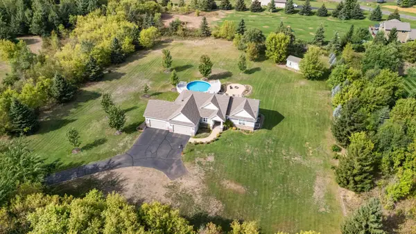 10972 255th Avenue Nw, Zimmerman, MN 55398