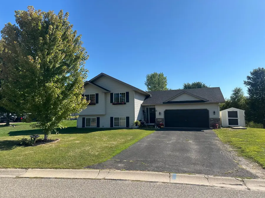 213 Ash Street E, Annandale, MN 55302 - #2