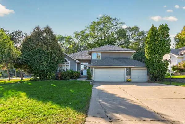 2883 Duluth Street, Maplewood, MN 55109