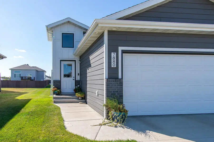 7880 Lost River Road, Horace, ND 58047 - #2