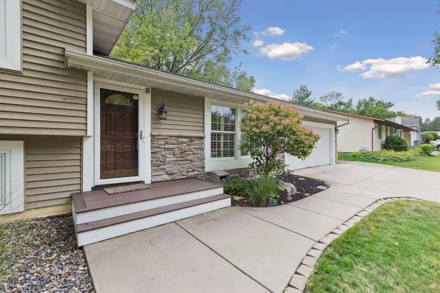 10735 102nd Avenue N, Maple Grove, MN 55369 - #2