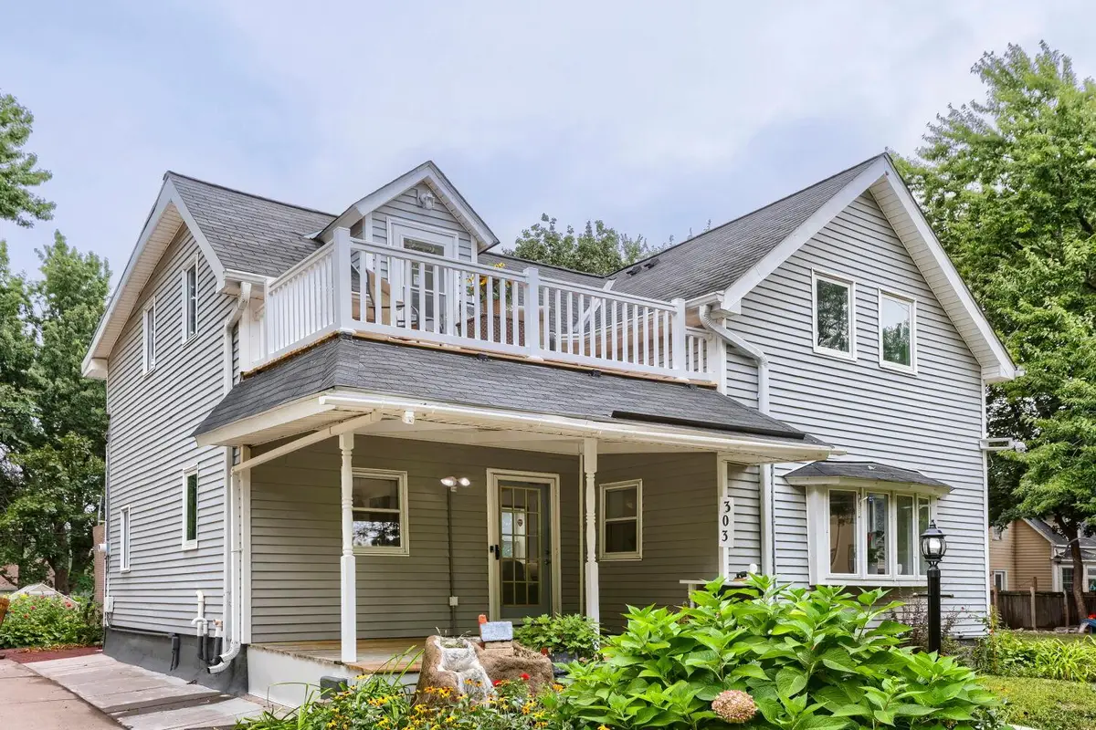 303 Page Street W, Saint Paul, MN 55107 - #1