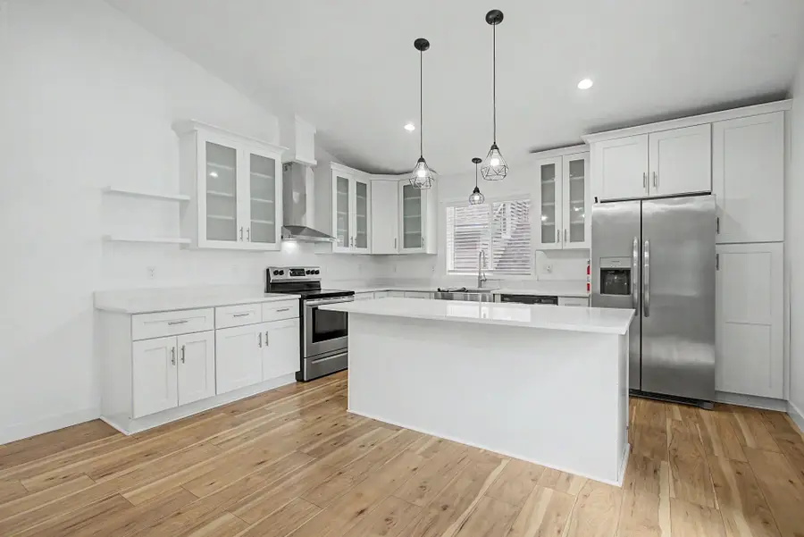 953 Wilson Avenue, Saint Paul, MN 55106 - #3