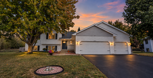 14512 Hollow Park Court, Burnsville, MN 55306