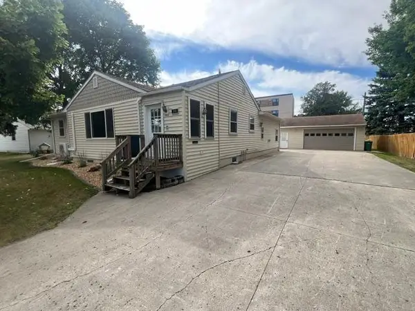 215 Central Avenue, Breckenridge, MN 56520