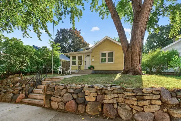 4408 Russell Avenue N, Minneapolis, MN 55412