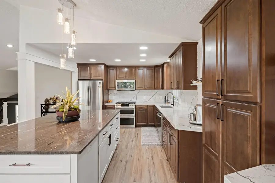 7712 N College Park Drive, Brooklyn Park, MN 55445 - #2