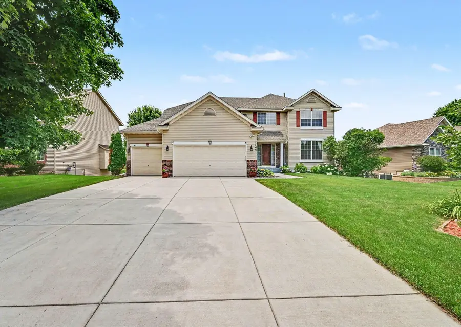 2466 Lone Eagle Trail, Woodbury, MN 55129 - #2