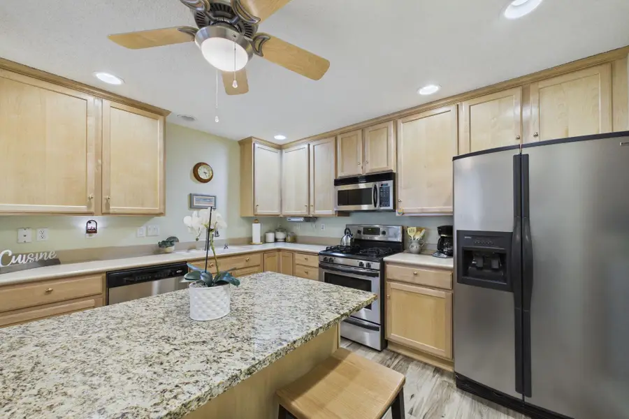 625 Wesley Commons Drive #47, Golden Valley, MN 55427 - #3