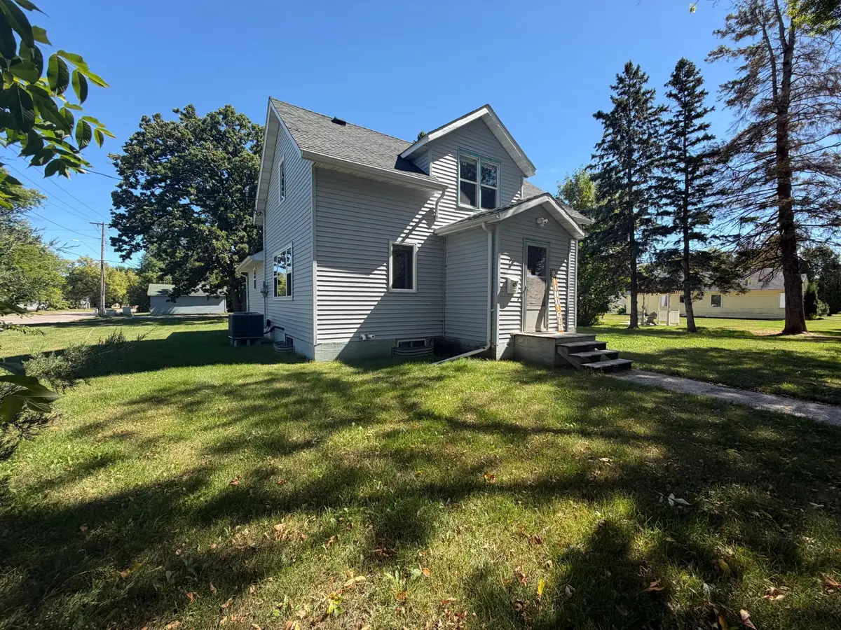 424 2nd Street Nw, Mahnomen, MN 56557 - #1