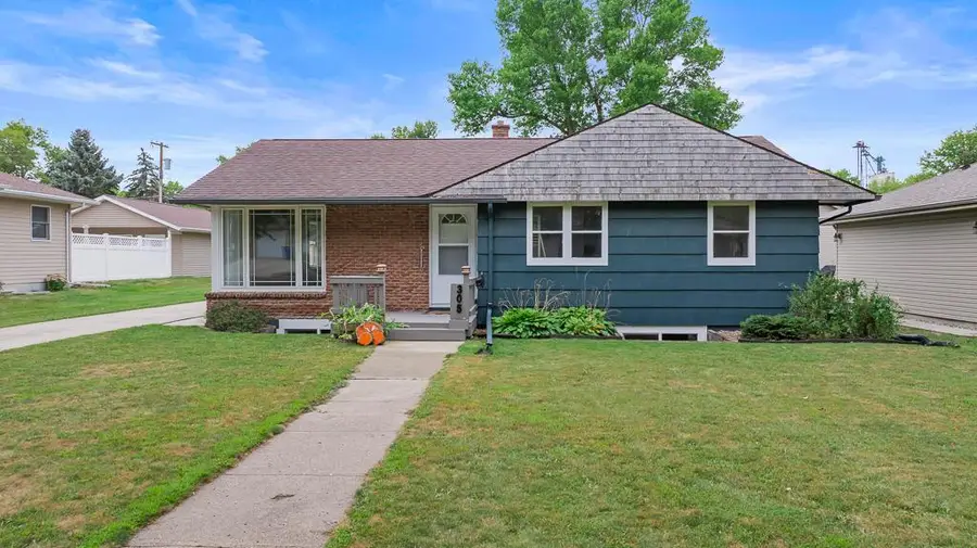 305 E 3rd Street, Minneota, MN 56264 - #2
