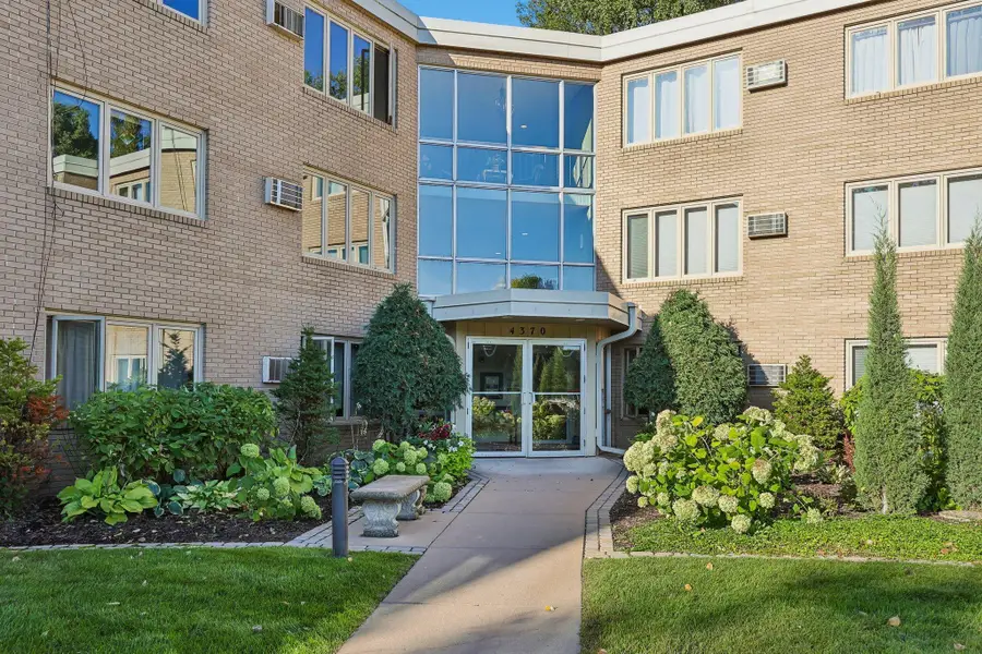 4370 Brookside Court #320, Edina, MN 55436 - #2