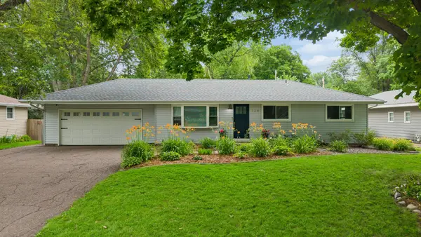 124 Harrington Drive, Long Lake, MN 55356