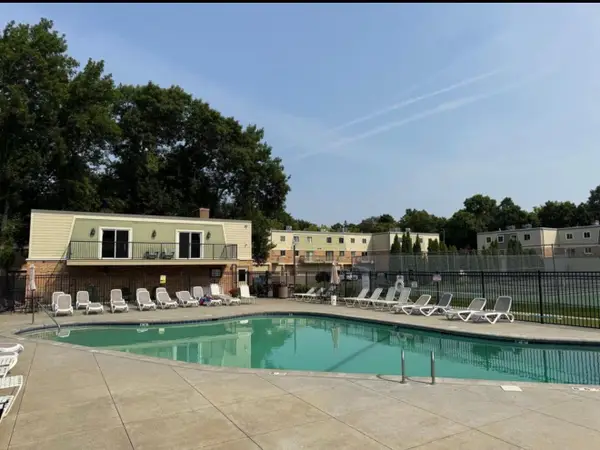 7316 W 22nd Street #305, Saint Louis Park, MN 55426