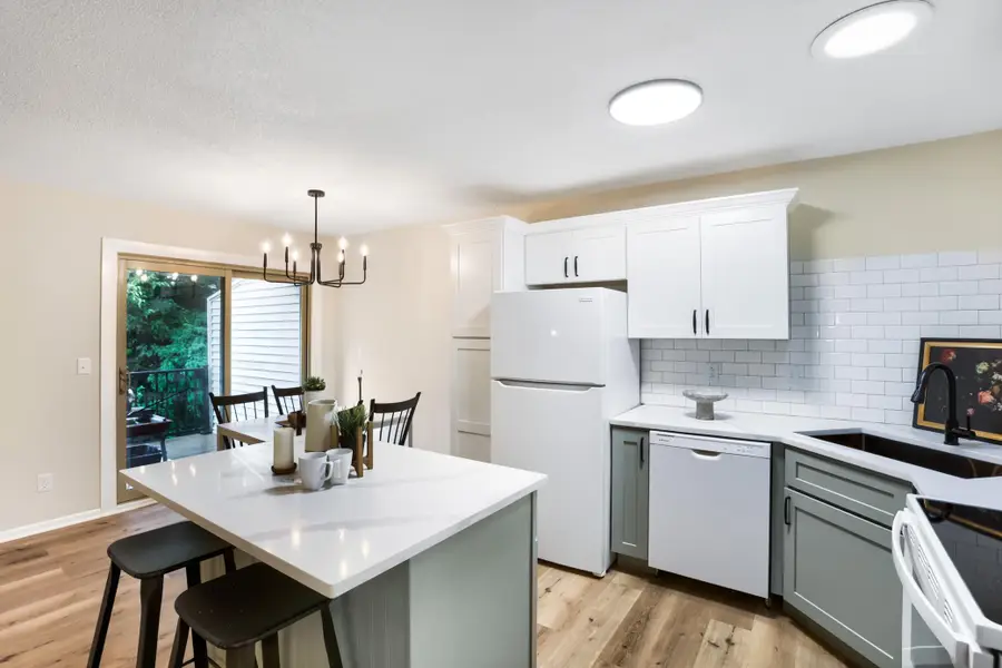 4205 Shirlee Lane N, Shoreview, MN 55126 - #2